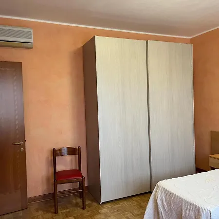 A 1/2 Ora Da Venezia Apartment *