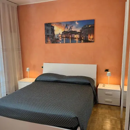 A 1/2 Ora Da Venezia Daire Camponogara