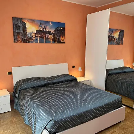 A 1/2 Ora Da Venezia